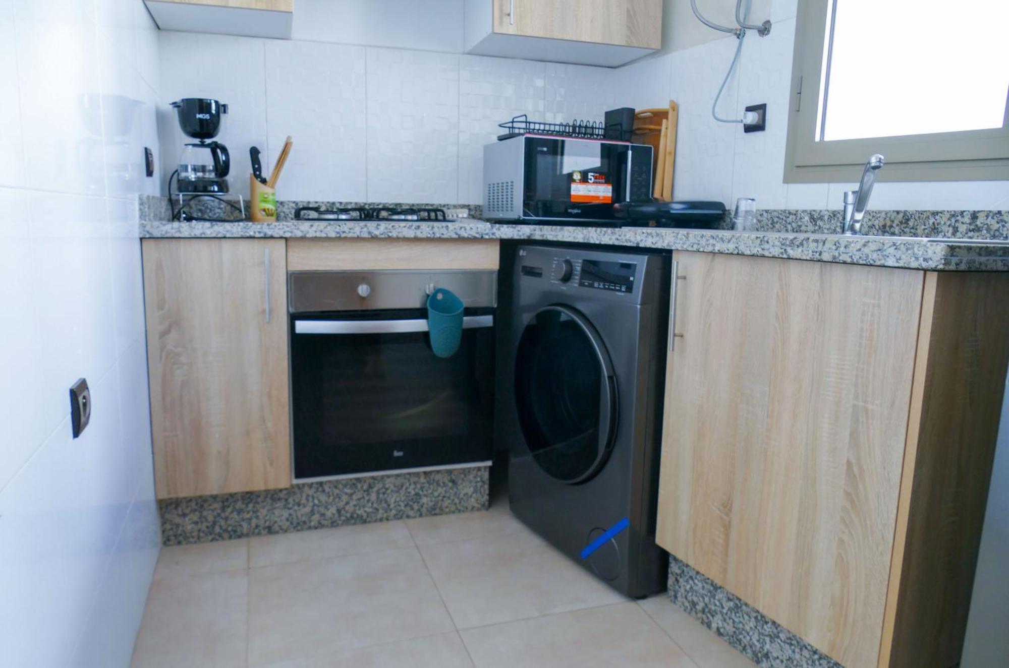 Appartement Equipe Haut Standing A Hassan Rabat Extérieur photo
